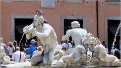 ... Fontana del Moro ...