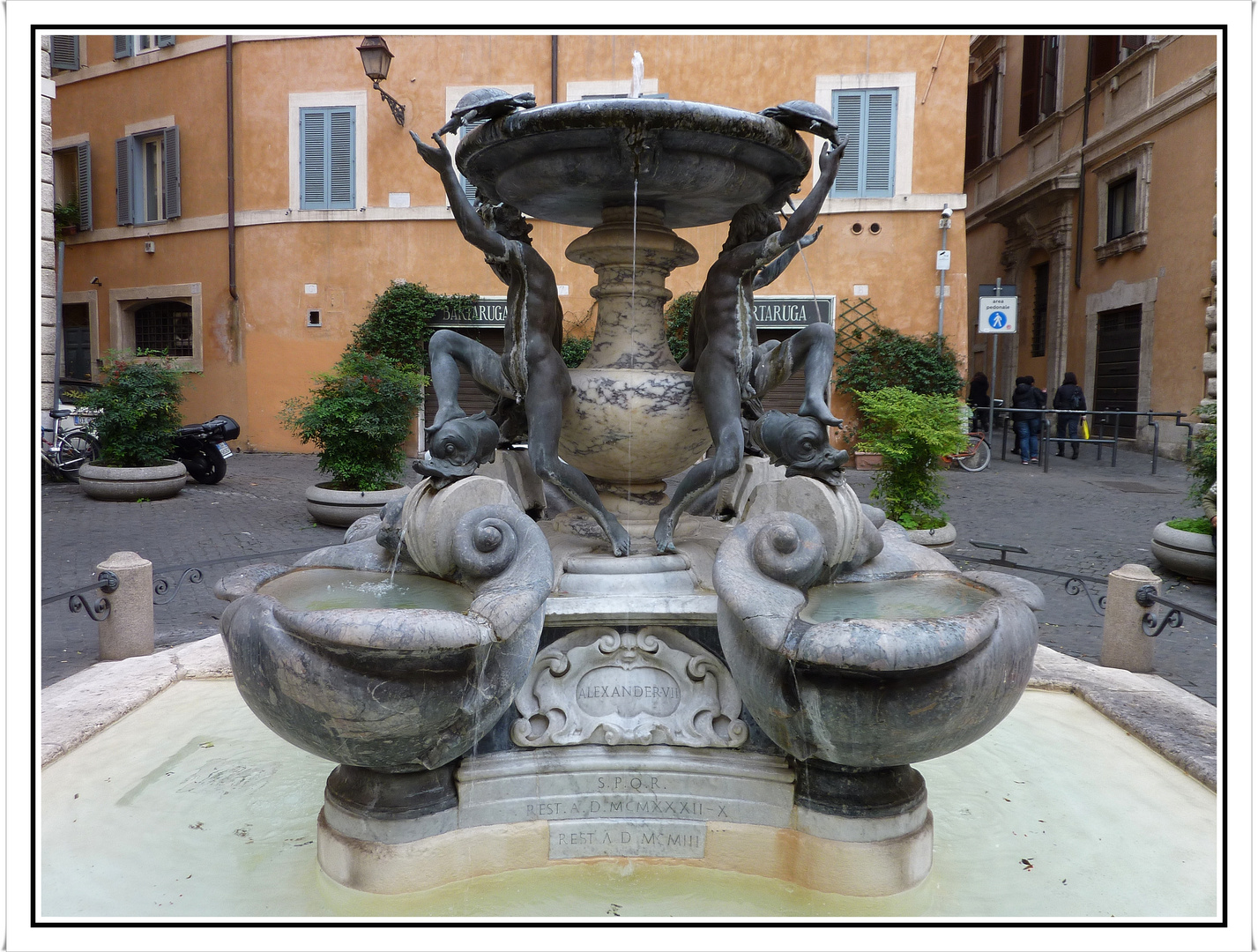 FONTANA DELLE TARTARUGHE