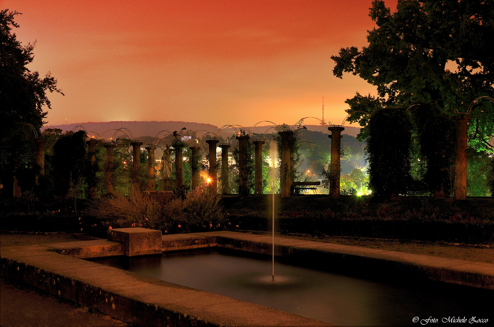 Fontana di notte