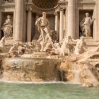 Fontana  di Trevi Figure