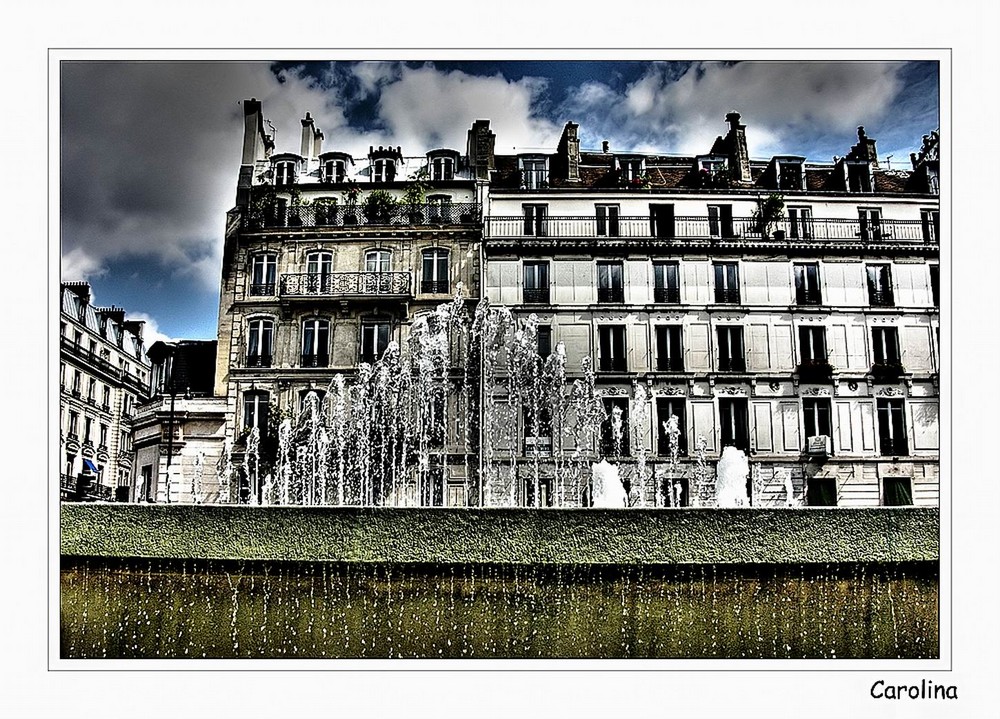 Fontana Hotel de la Ville