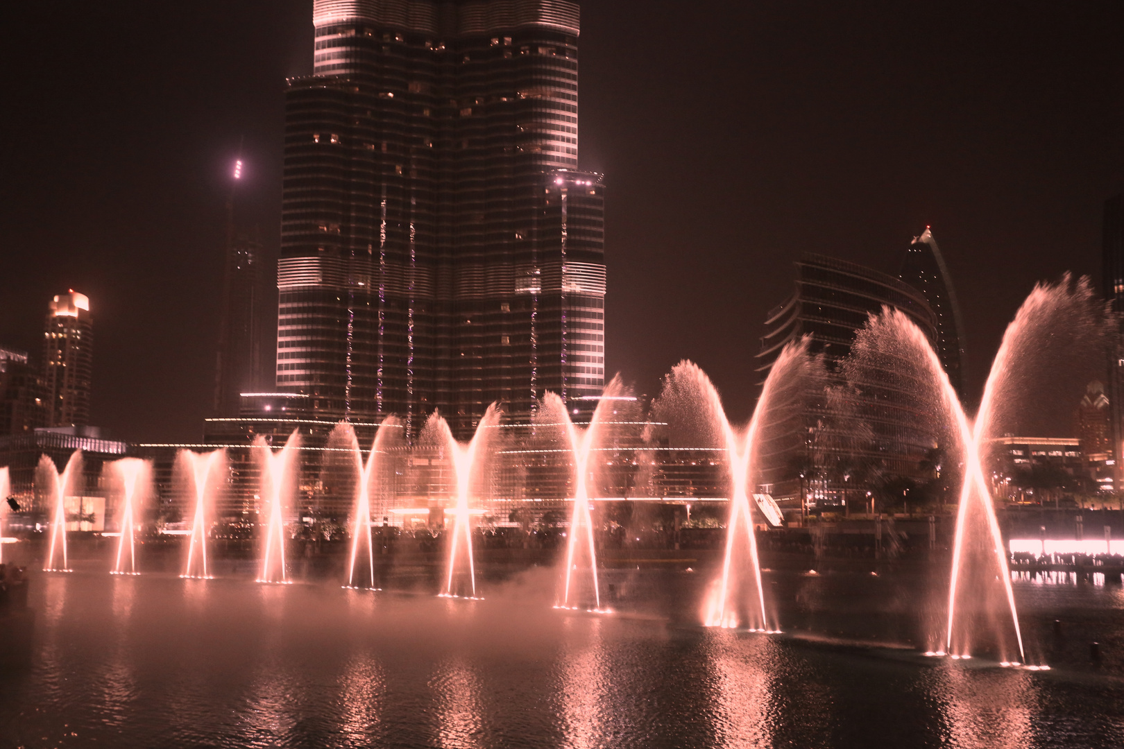 fontana luminosa a Dubai