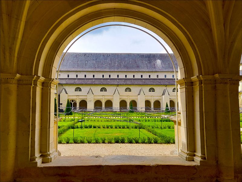 Fontevraud - Royal Abbey II
