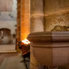 Fonts d'eau bénite dans l'église Pierre et Paul