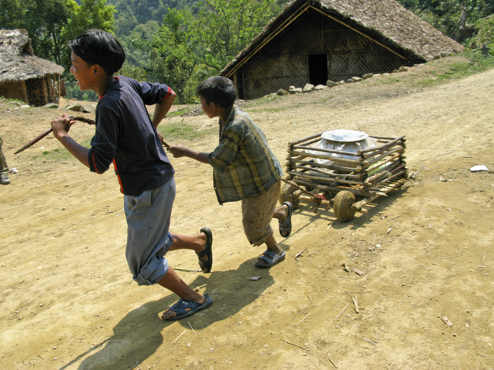 Food delivery in Longwah, Nagaland, India