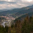 Forbach kuschelt sich in die Mitte des Murgtals