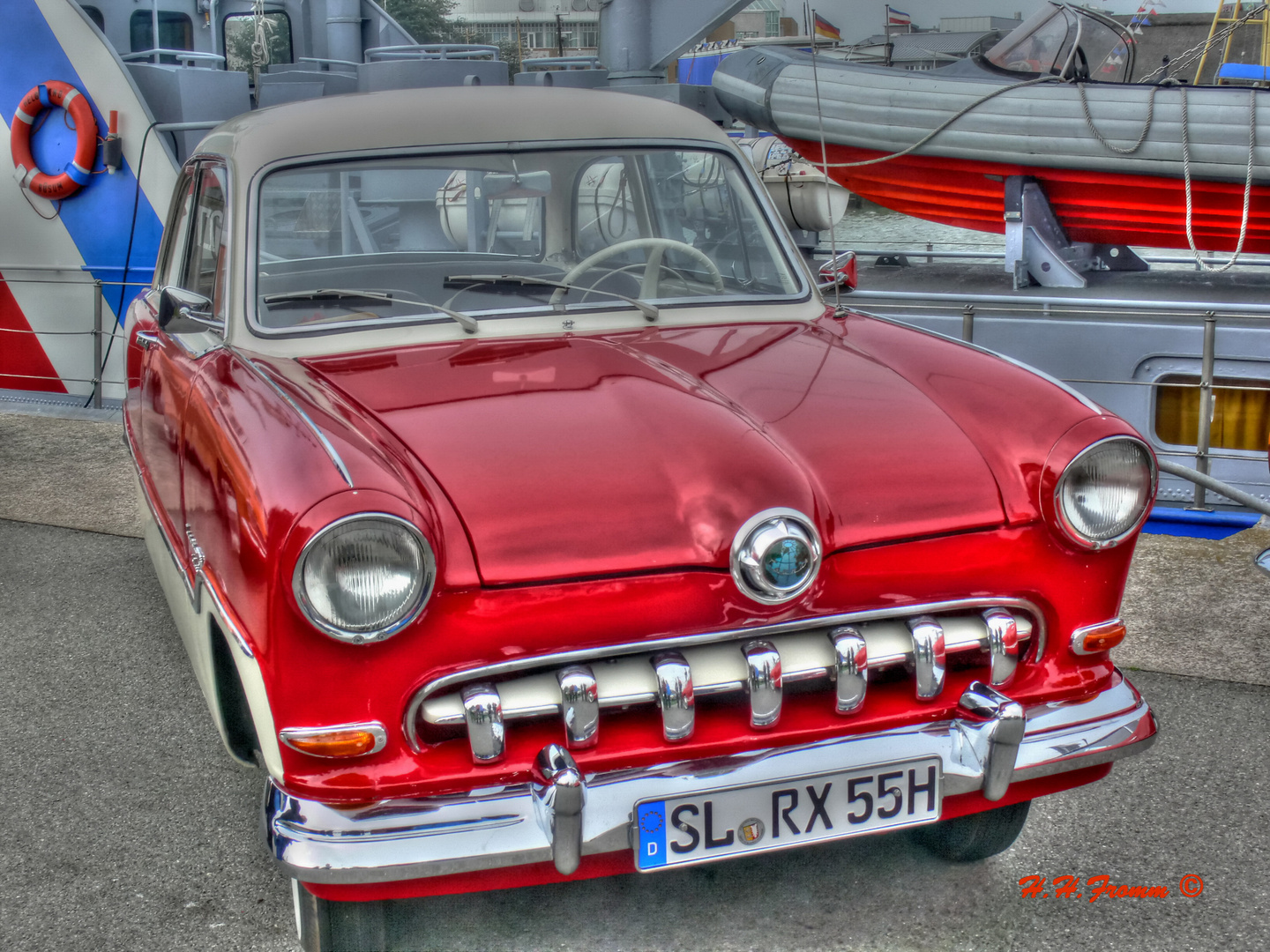 Ford 15M - Weltkugeltaunus - erwischt in Büsum im Hafen !