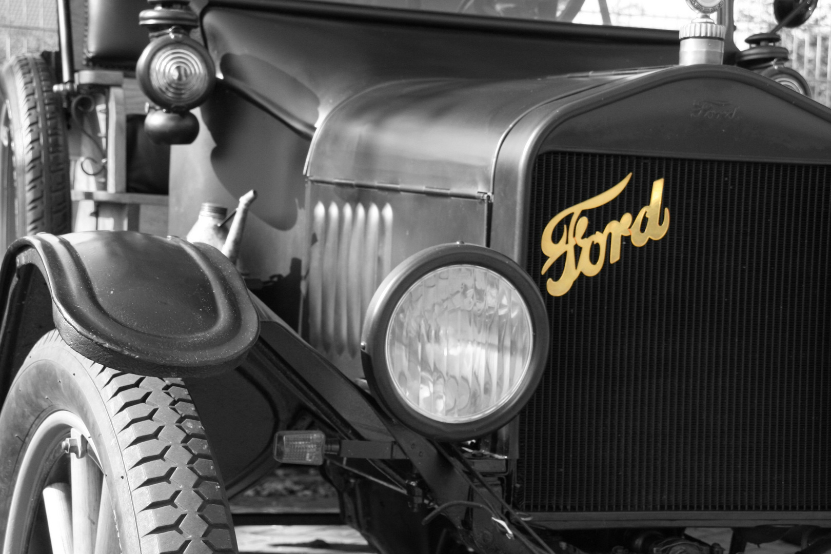 FORD