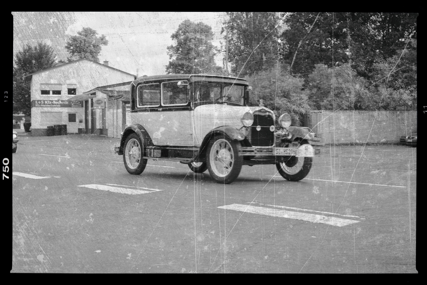 Ford A, Tudor Sedan