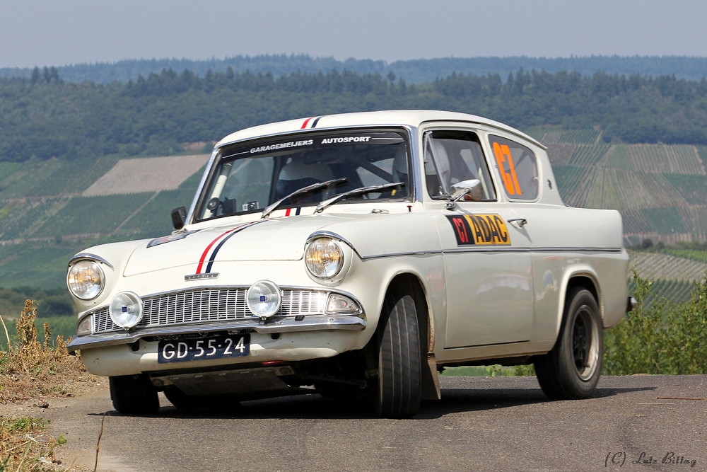 Ford Anglia 105E