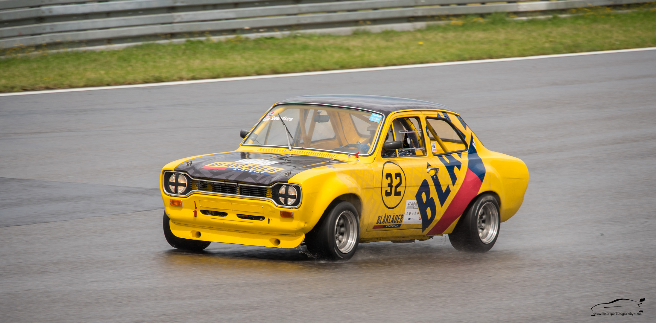 Ford Escort in Track Racing Part 22