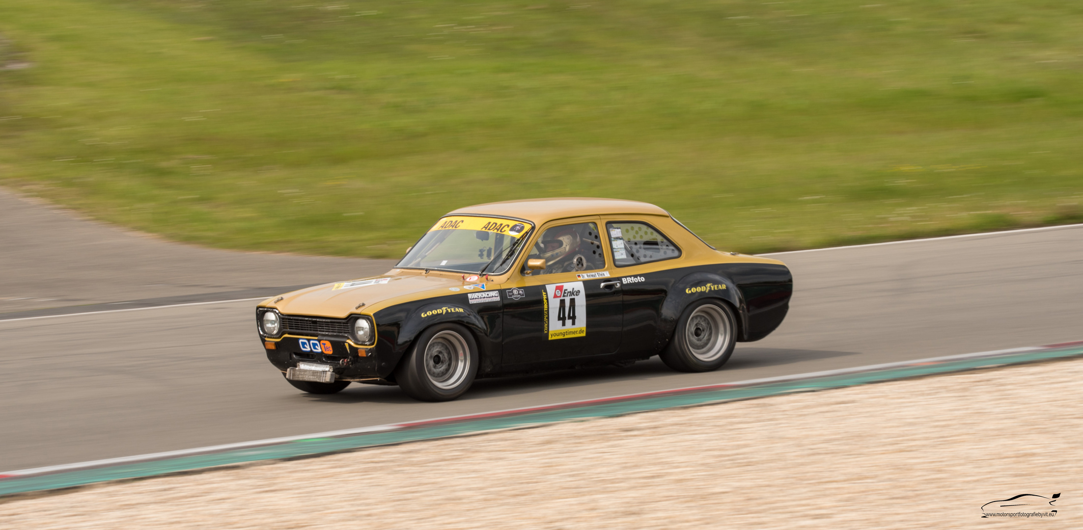 Ford Escort in Track Racing Part 24