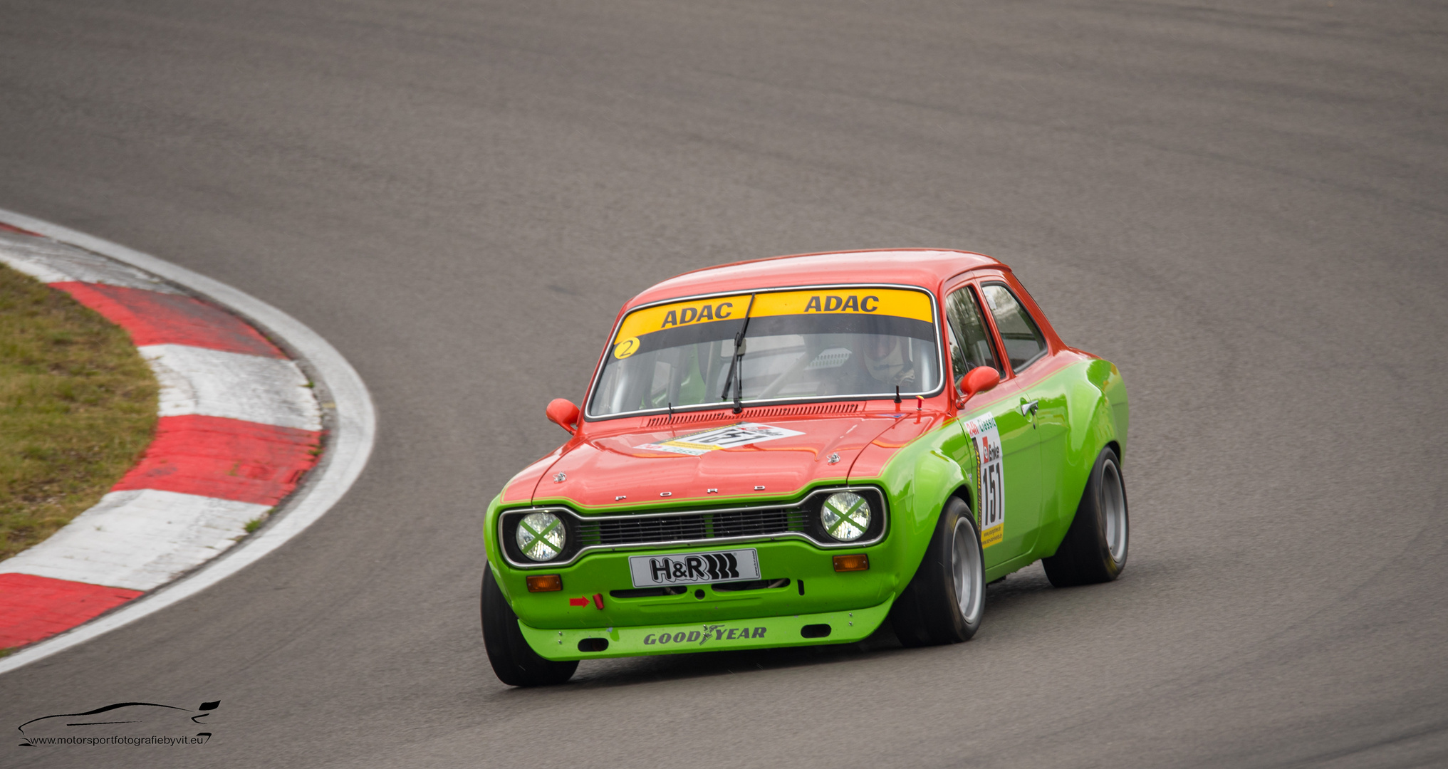 Ford Escort in Track Racing Part 5