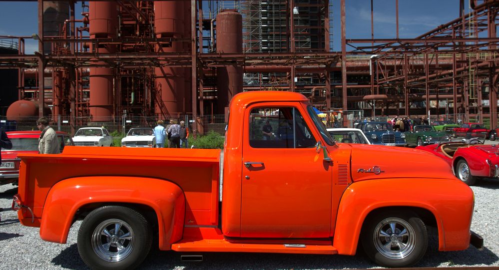 Ford F-100