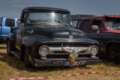 Ford F100