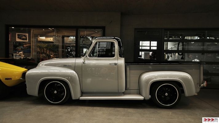 Ford F100 Pickup Customized