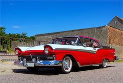Ford Fairlane – dream in red (I)