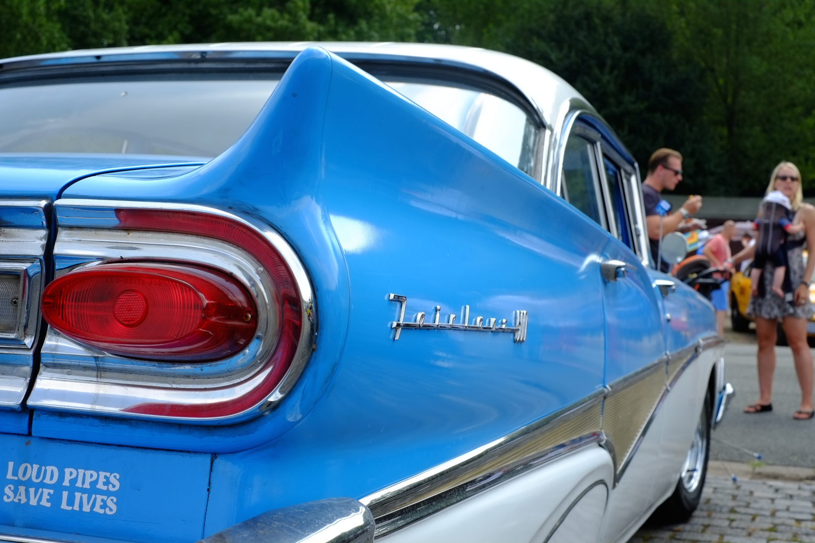 Ford Fairlane & the Family