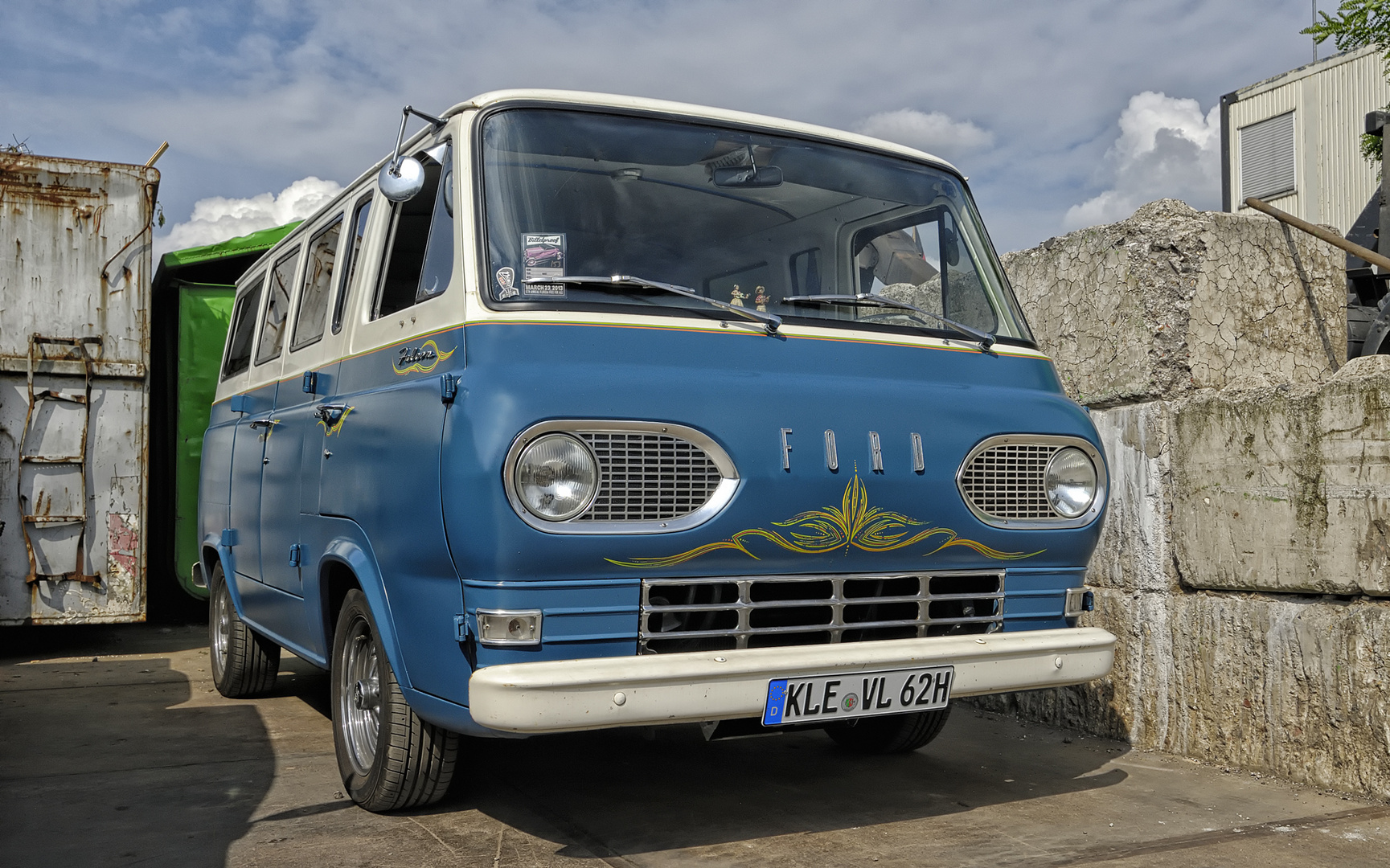 Ford Falcon Bus