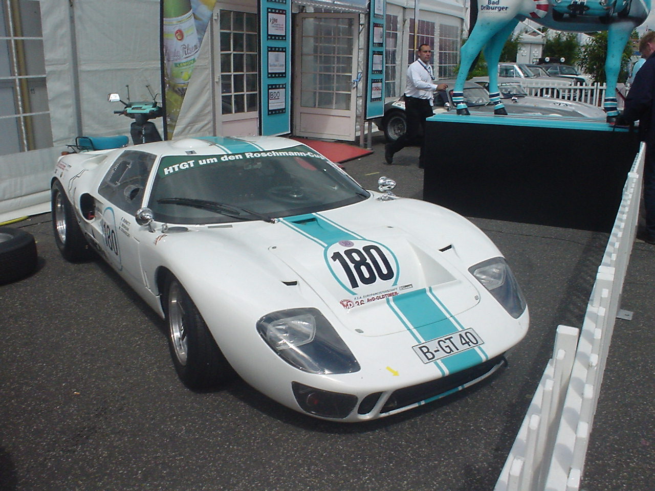 Ford GT 40 22