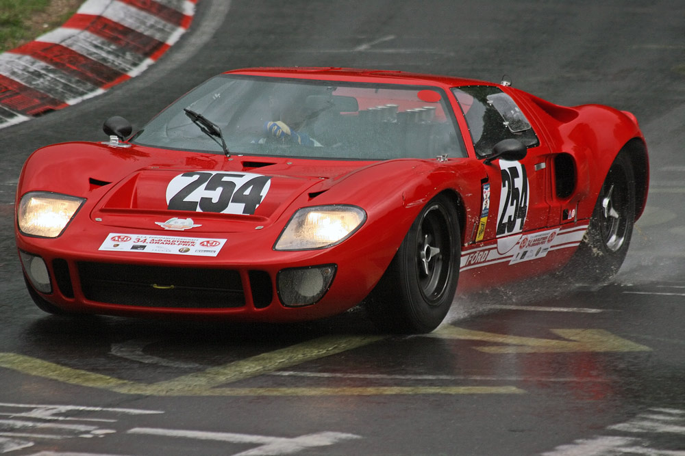 Ford GT 40