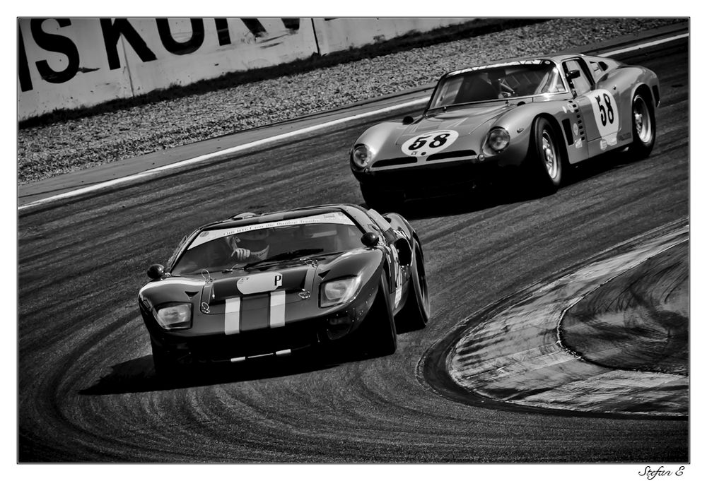 Ford GT....2