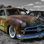 Ford mit nostalgisch rostiger Patina