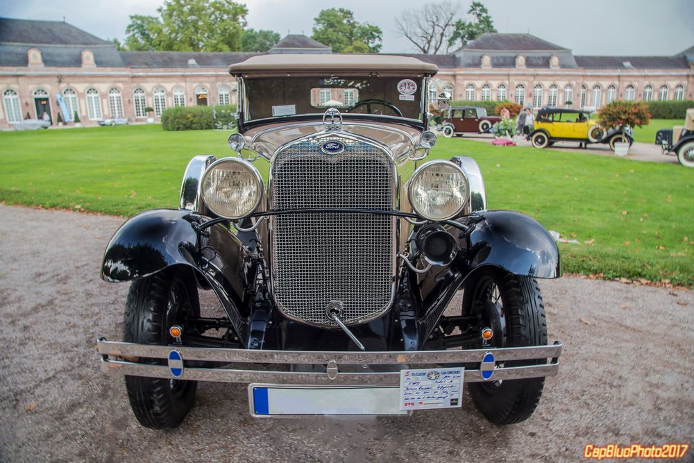 Ford Modell A Deluxe Roadster 1930 bei Classic Cars Schwetzingen