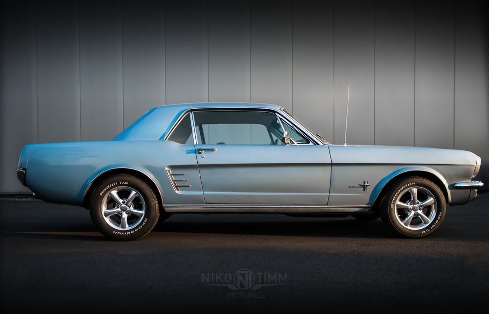 Ford Mustang 2