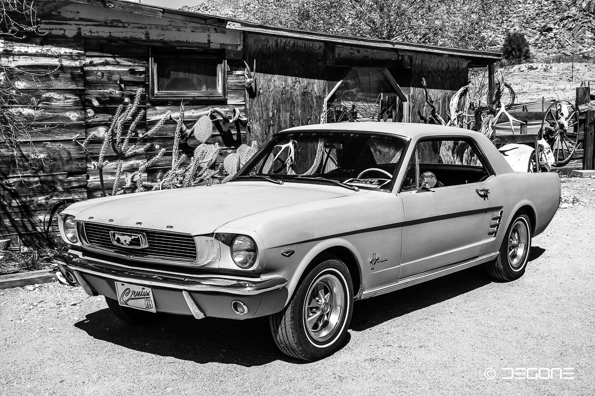 Ford Mustang auf der ehemaligen Route 66