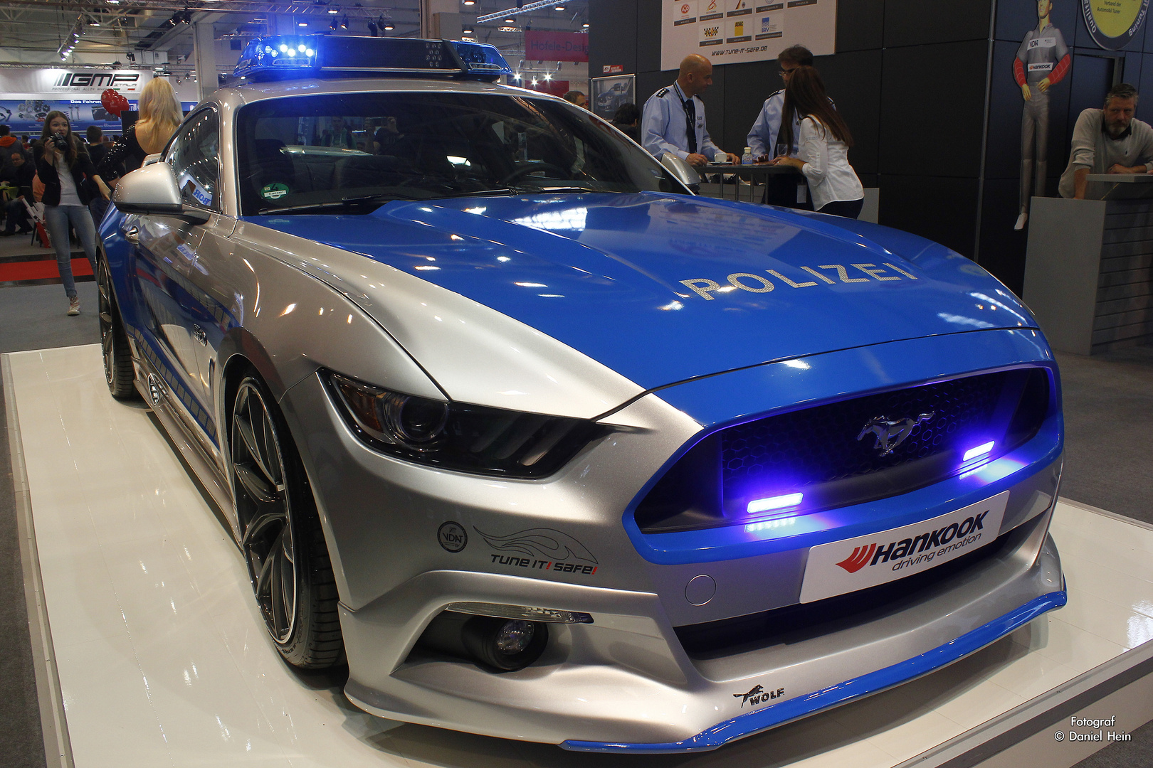 Ford Mustang Polizeiwagen auf der Essen Motor Show 2016