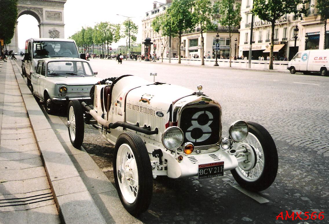 Ford Racing Car