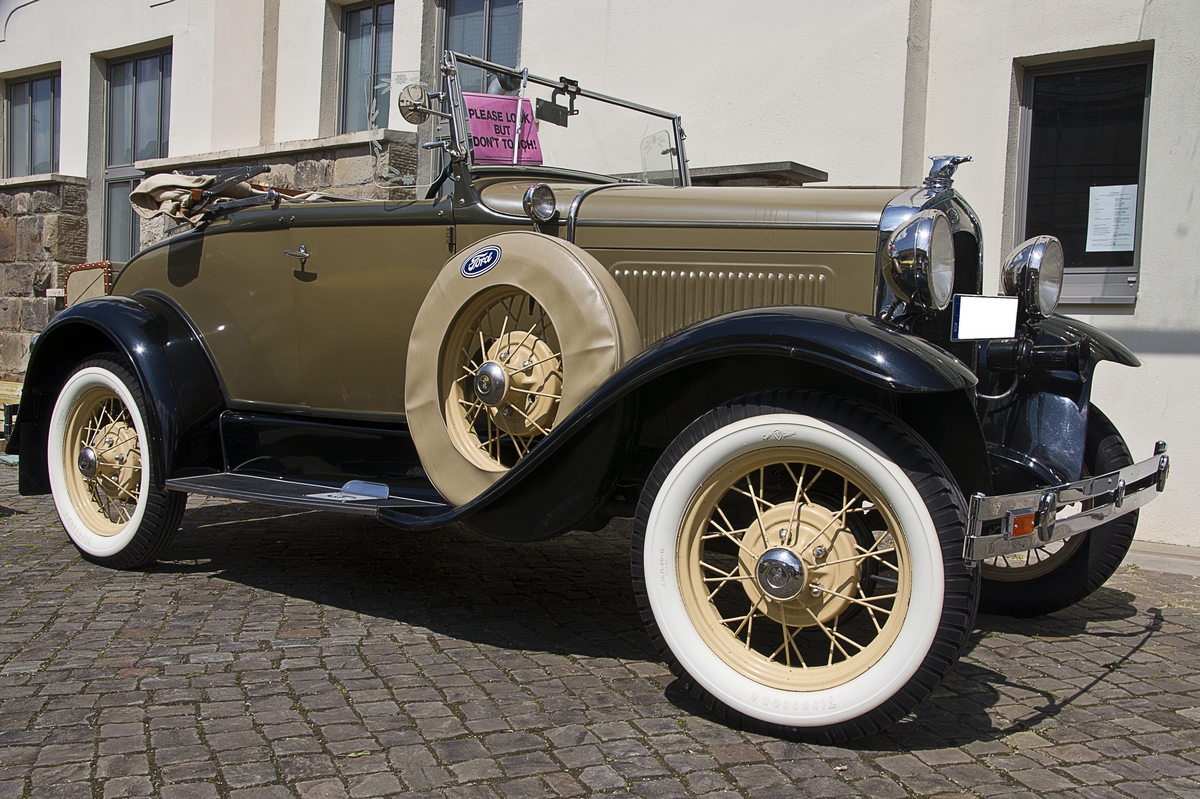 Ford Roadster deluxe