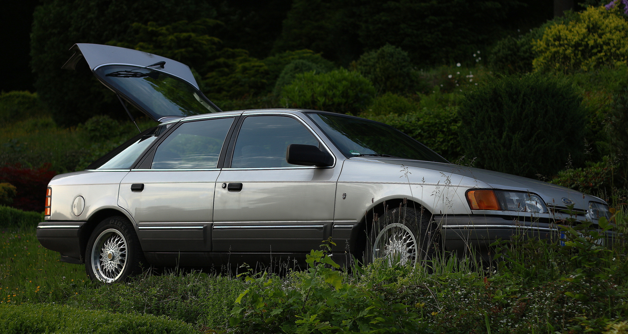 Ford Scorpio MK 1 Ghia