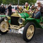 Ford T-Modell Speedster bei Oldtimer-Ralley Wiesbaden am Kurhaus