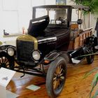 Ford T ("Tin Lizzie")