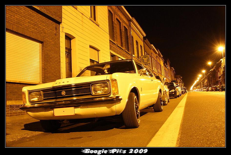 Ford Taunus @ Night