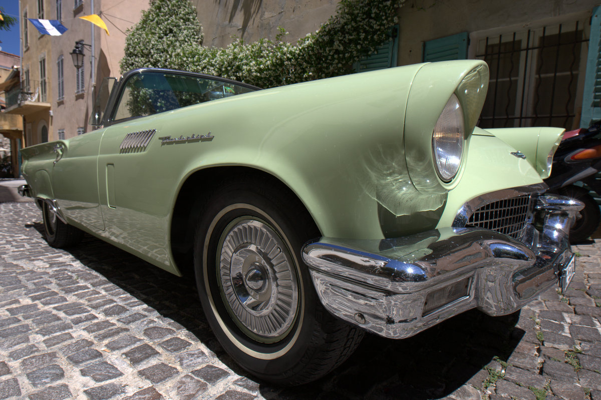 Ford Thunderbird