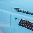 Ford Thunderbird Schriftzug