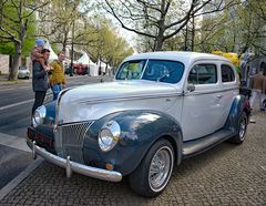 Ford Tudor Sedan 19 48