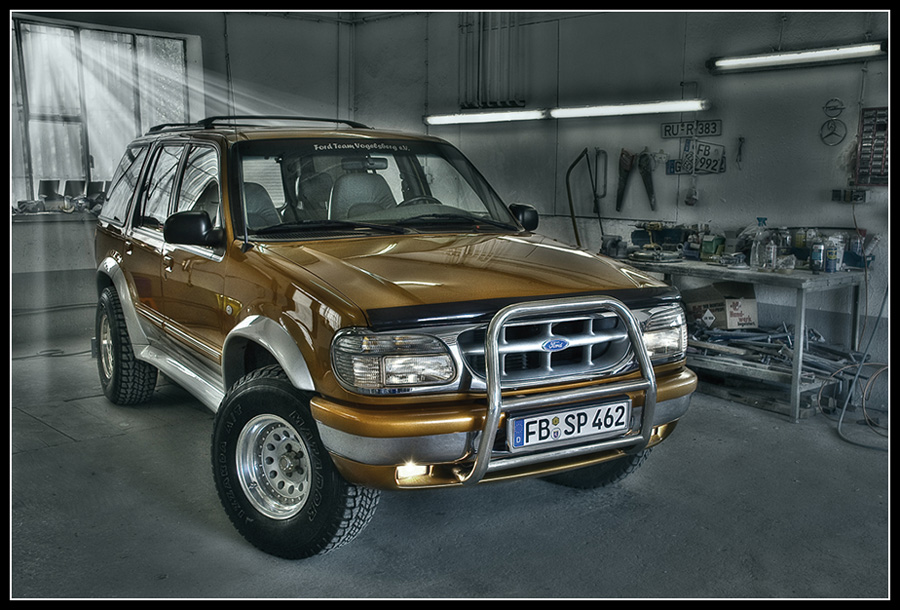 Ford_EXPLORER