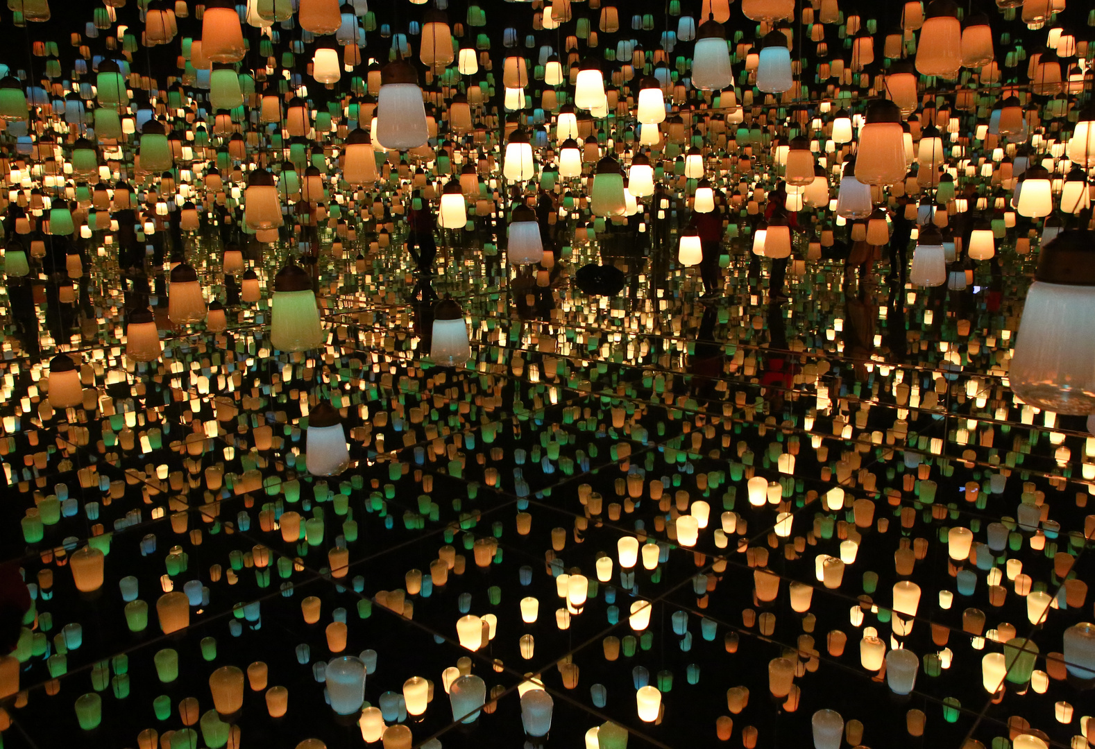 Forest of Resonating Lamps II