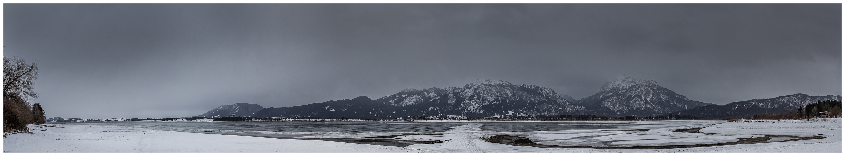 Forggensee-Panorama (dark edition)