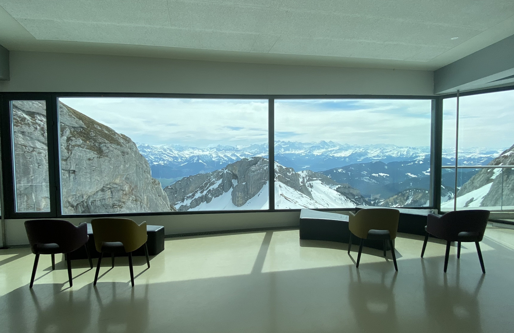 form follows mountain, pilatus