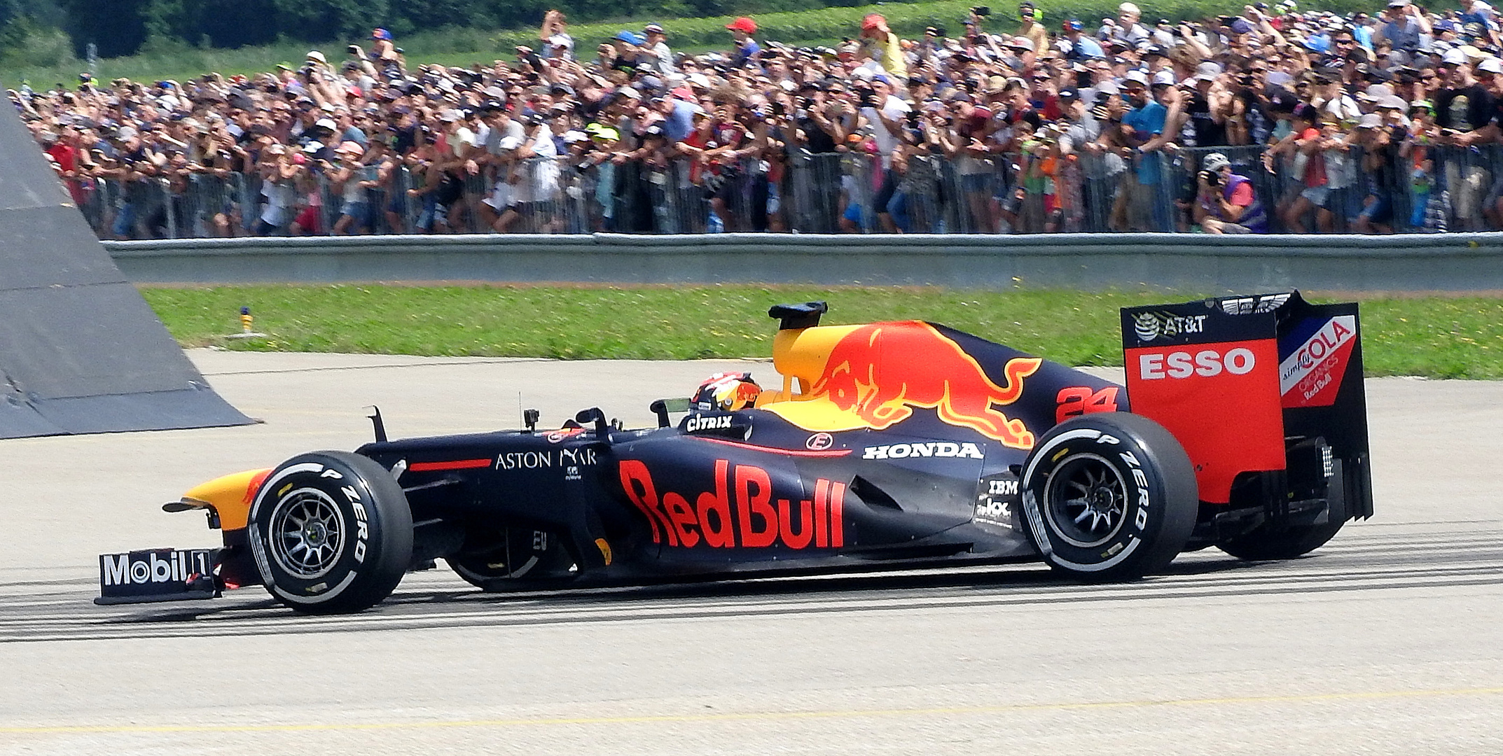 Formel 1 auf dem Flughafen Grenchen