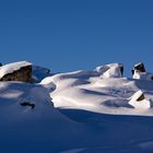 Formen aus Fels und Schnee