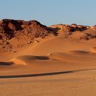 Formen im Sand und Stein