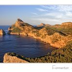 FORMENTOR IM ABENDLICHT