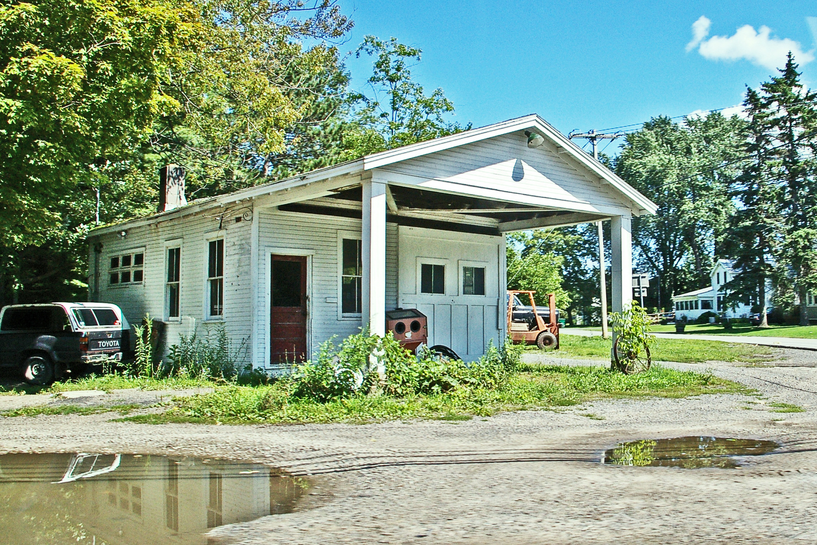 Former gas station, Hamlin, NY