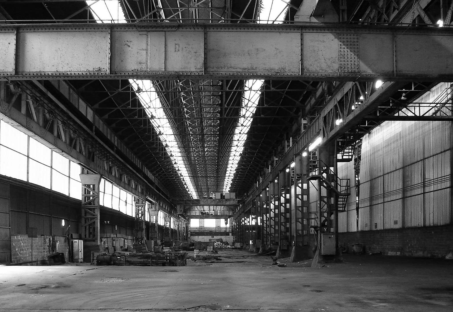 Former rolling mill bay at La Felguera; Asturias - Northern Spain (I)